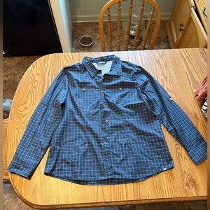 The North Face women’s button down XL, lightweight, full and 3/4 sleeve